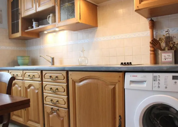 Apartment La Rochelle, Proche Centre, 4 Couchages, Parking Prive, Menage Inclus - Fr-1-246-301